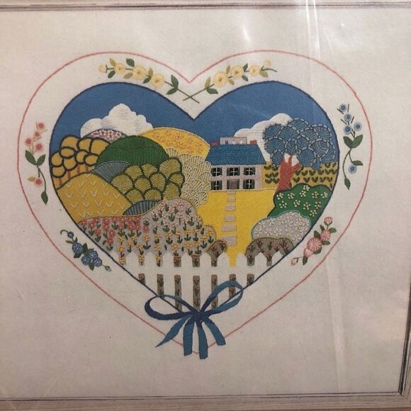 VTG Creative Expressions Embroidery Crewel Kit - Picture 2 of 4